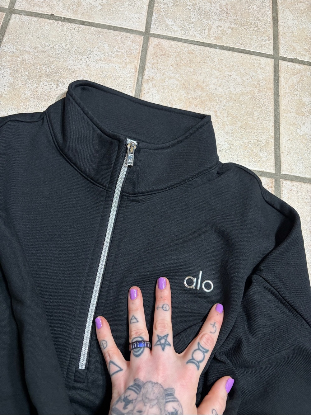 NWT ALO Accolade 1/4 Zip Pullover (Black) Size Large - Picture 5 of 13
